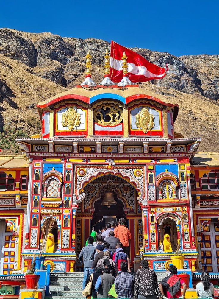Kamleshpathak01's tweet photo. जय श्री बद्रीनाथ धाम महादेव 🌹🙏🌹 https://t.co/6f3SSXRMBC