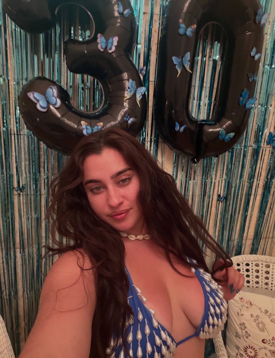 karignejauregui's tweet photo. Mujer hermosa, presiosa maravillosa 😮‍💨🫦 https://t.co/sndSP8XxG2