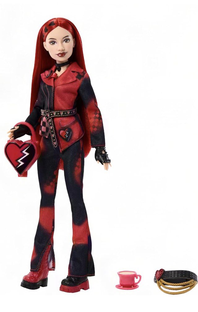 dreydreamm's tweet photo. new descendants song heightened my excitement so much now i want the dolls https://t.co/HSbrFZIW01