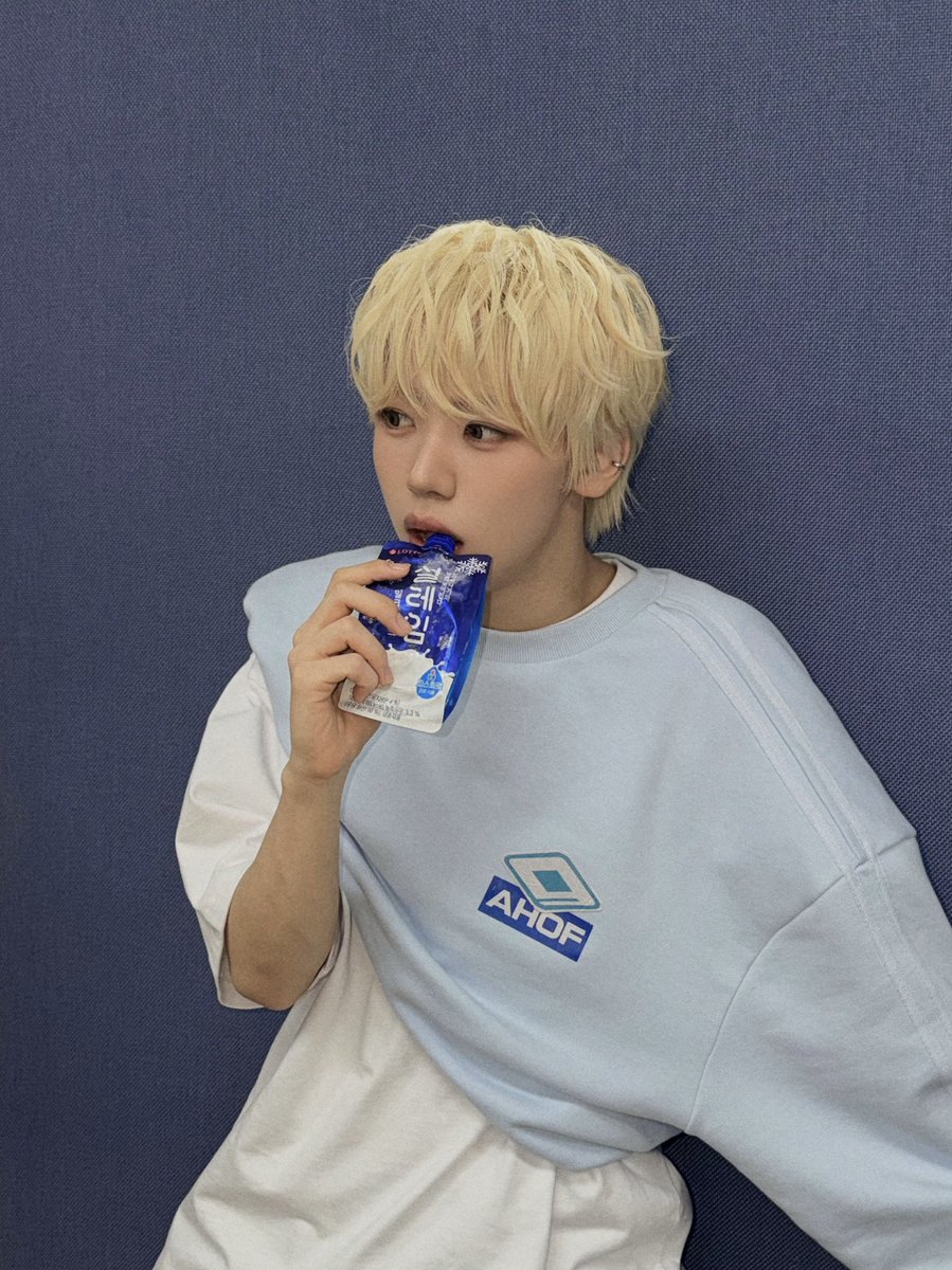 AHOF_official's tweet photo. 🏃 260710 RTY
뮤직뱅크 🎾💙

#AHOF #아홉
#WOONGKI #차웅기 https://t.co/d7CcUuqLbS