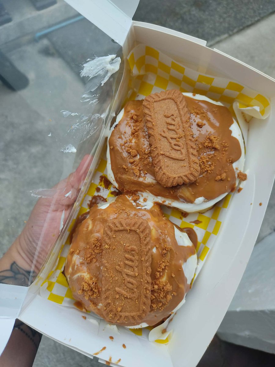 beyyoboza's tweet photo. Baked goods ✨ https://t.co/dwC2fpBngi