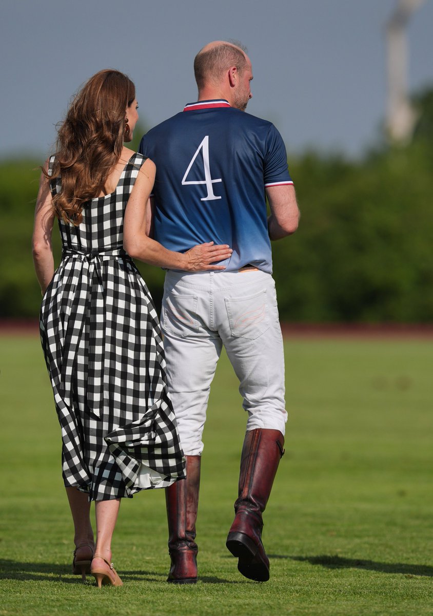 CameronDLWalker's tweet photo. The Princess of Wales braved the sweltering temperatures to watch her husband the Prince of Wales play in the Royal Charity Polo Cup at Guards Polo Club this afternoon.

More than £15m is expected to be raised for causes close to their heart. 

📸 PA https://t.co/Q1FPreMXxJ