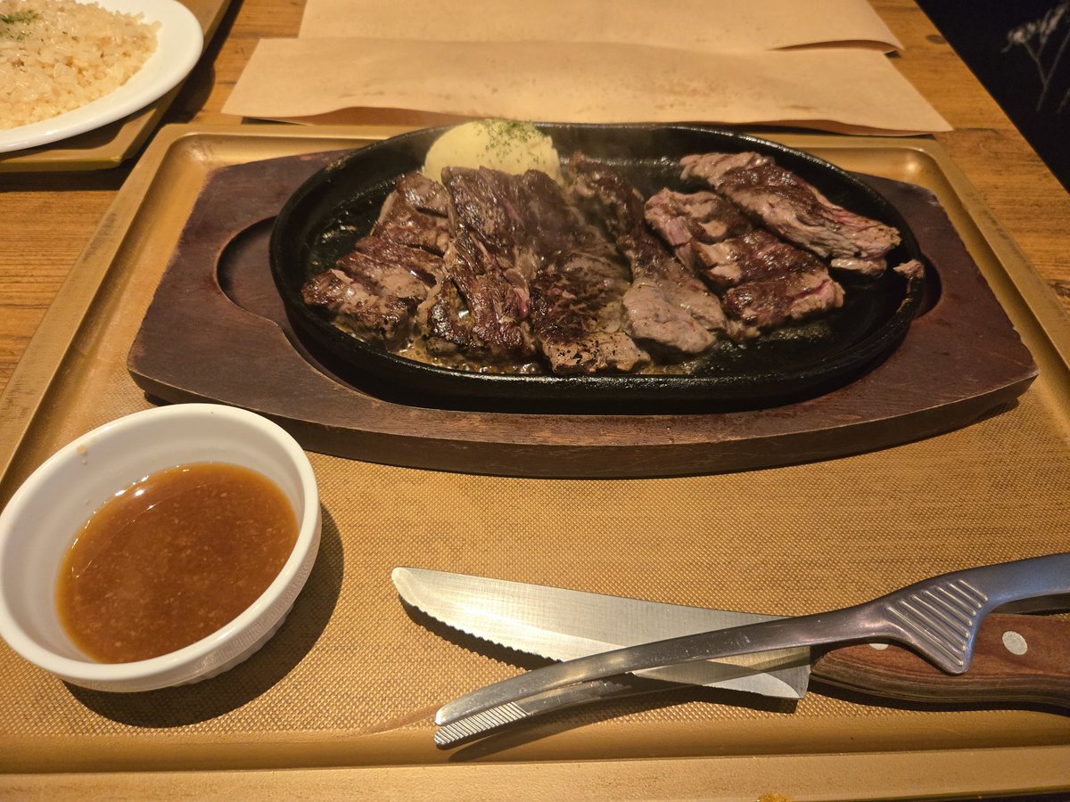 kanzouyabe's tweet photo. ハラミステーキ最高 https://t.co/kGvfgkqg07