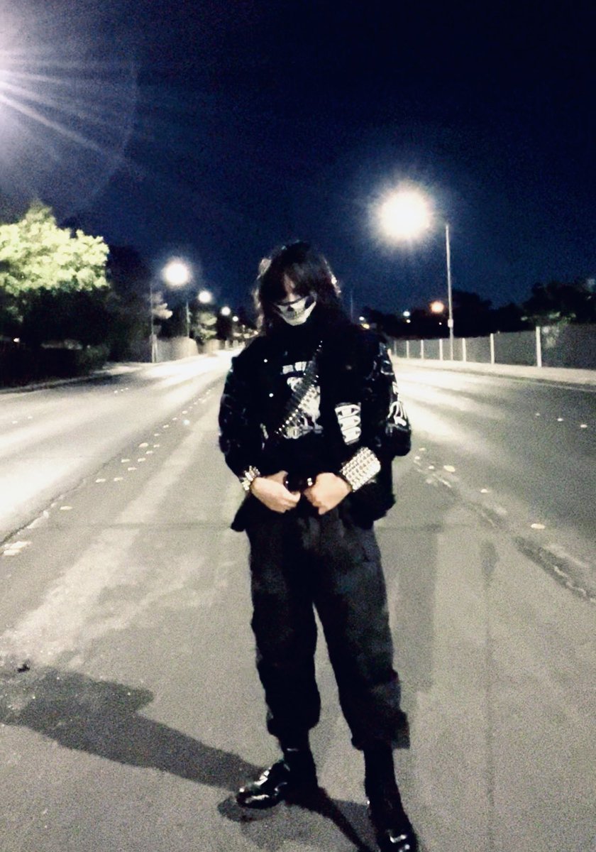 6Not6Important6's tweet photo. Let me kidnap you so we can never be seen again
#nsfw #sellingcontent #nsfwtwt #maskedmen #cnc https://t.co/2HahC9Qpq7