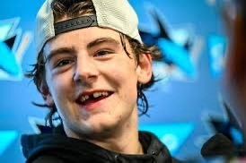 daegucherry92's tweet photo. RIP luca cagnoni’s tooth gap 
🕊️march 2025-july 2026🕊️ https://t.co/NmFNzyOmj8