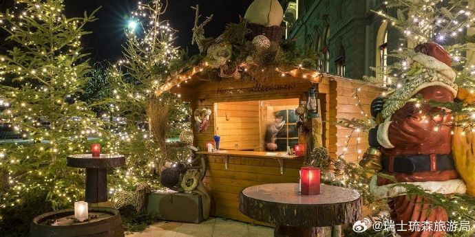 SabrinaSaenftl's tweet photo. Feeling the cozy holiday vibe! Spreading warm wishes to everyone this festive season https://t.co/EBDA25eofo