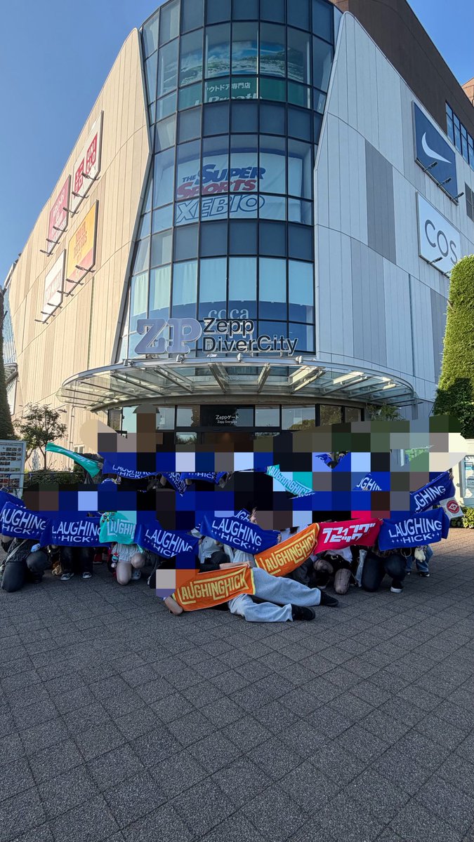 dioxp199407's tweet photo. み���な初対面なのに、ノリ良すぎて最高すぎ！！
LaughingHickはもちろん、ファンのファンになっちゃったよー😭
写真撮ってくれた人、お話してくれた人本当にありがとうございましたー！🙌

集合写真受け取れてない人、DMください！送ります！

 #Laughing_Hick
#LaughingHick
#ラフィングヒック https://t.co/KZF5xzxkHI