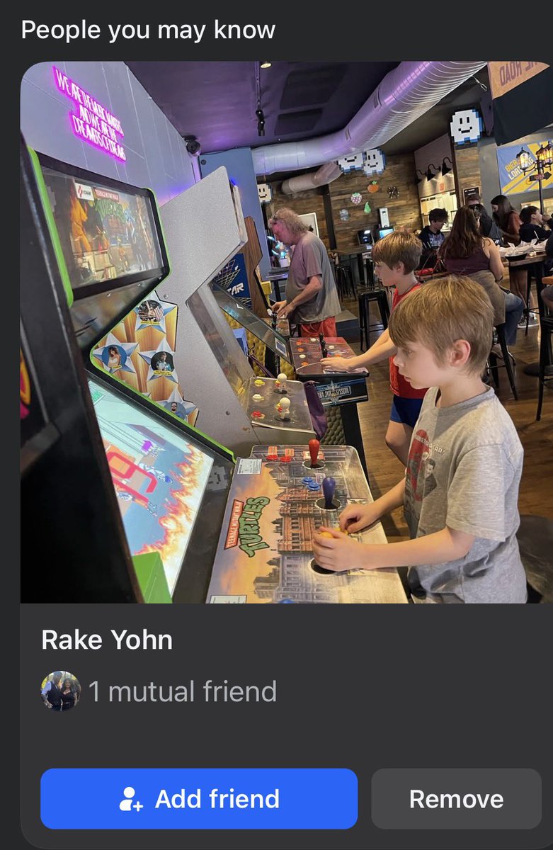 czanec's tweet photo. Insane “people you may know” pull https://t.co/w3u3gxM26Q