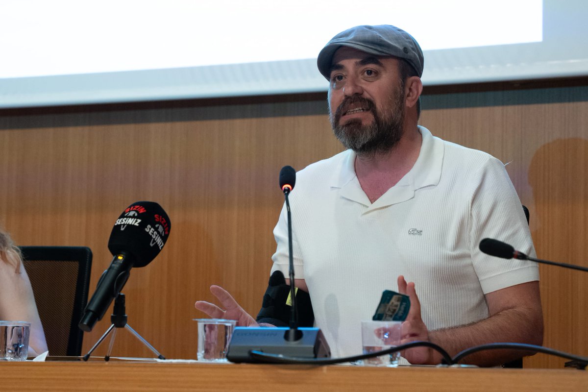 istbaro_cevre's tweet photo. Forumun öncelikli gündemini yaşam alanlarımızın ranta ve talana karşı etkin bir biçimde savunulması oluşturmuştur. Bu doğrultuda çevre mücadelesi yalnızca ekolojik boyutuyla sınırlandırılmamış; kent ve emek haklarını da kapsayan bütüncül bir yaklaşımla değerlendirilmiştir. https://t.co/vpPNg2qQ2d