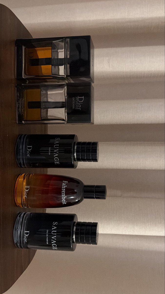 lb_k4's tweet photo. #رابطة_عشاق_العطور https://t.co/ad61xOxNct