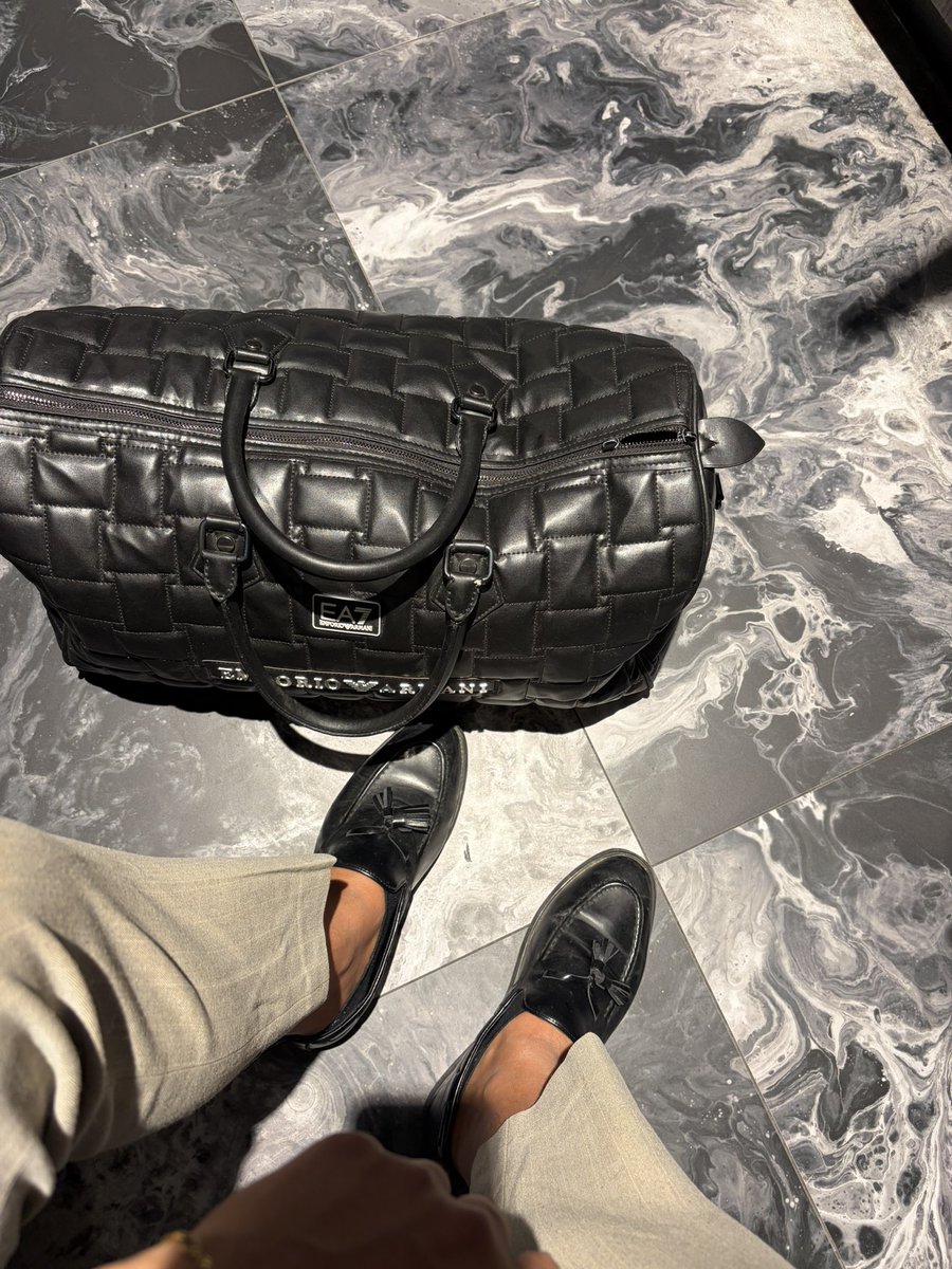 JonasIsTheAlpha's tweet photo. Finanziert mir einen neuen Anzug ihr betas 🧎‍♂️‍➡️💶

#alpha #füße #master #socks  #findom #slave #sub #paypal #geldsklave #zahlsklave #paypig #feetdom #feet https://t.co/cbMqT8LFP7