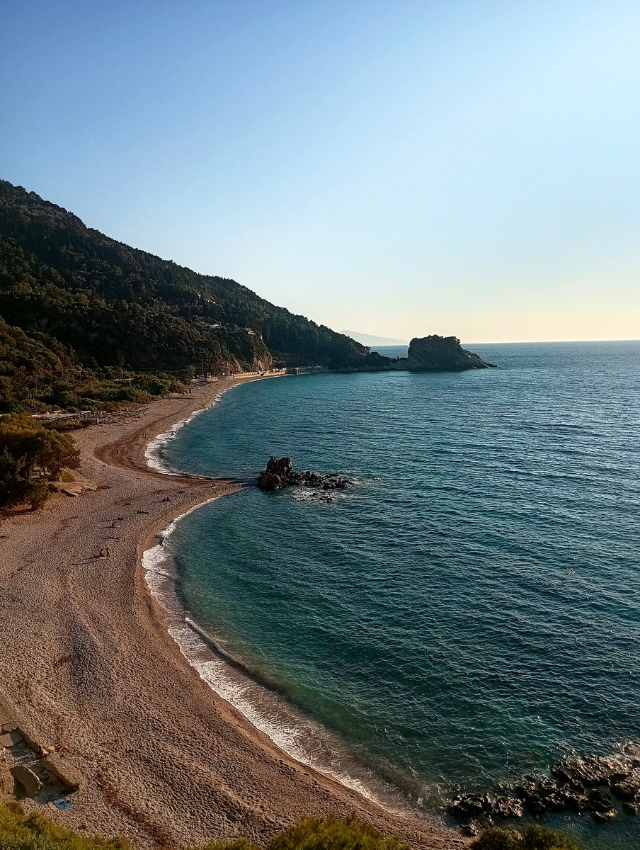 GKON77's tweet photo. Και σου"χει λείψει η συντροφιά ενός νοήματος.
#samos https://t.co/8YXcsVN4SJ