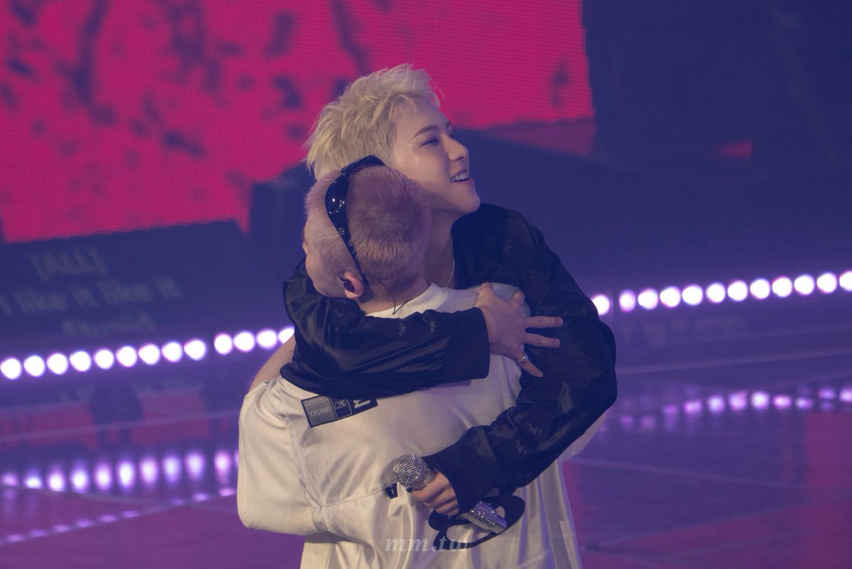 howoosol's tweet photo. it's already been a year since the tour..... https://t.co/jZ8sUUswWZ