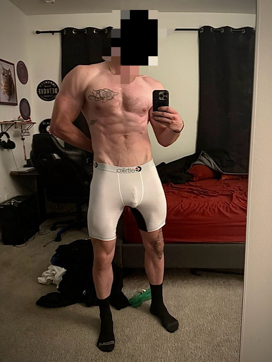 big__revs's tweet photo. Morning….what do they call it? Someone come take care of me 😈 https://t.co/haSbDHPk7j
