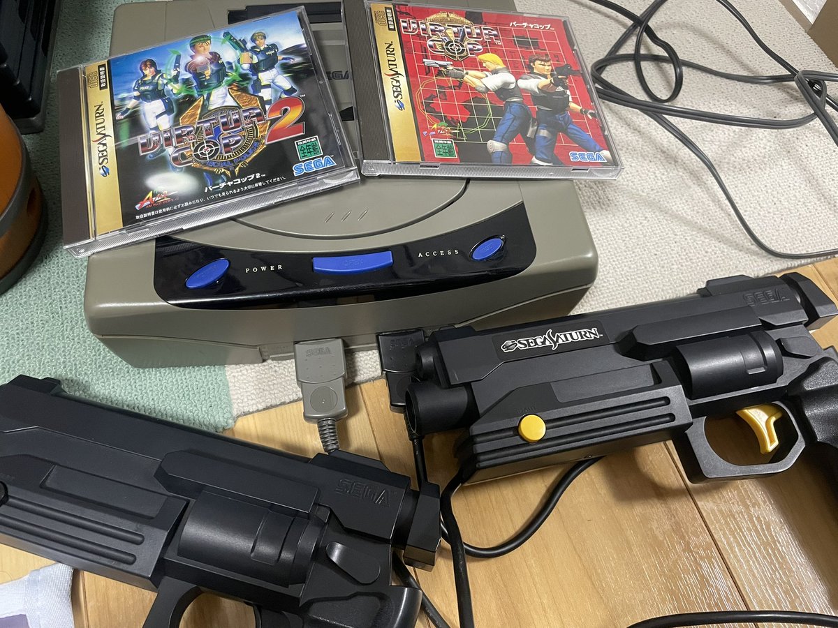 Lionel0417's tweet photo. 1000円で買ったセガサターンのガンコン無事に使えた👍 https://t.co/tW4QuO6W0z