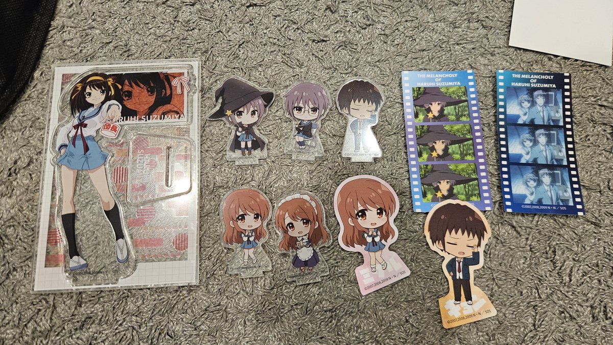 conflict_tp's tweet photo. そういえば　100均のハルヒのグッズ、買ってきた
長門がたくさん出て嬉しい　古泉くんでなかったから再挑戦も、あり https://t.co/ZH91T8ii8u