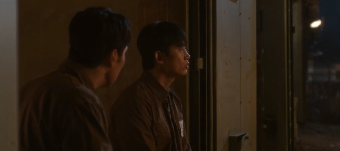 __kdramaland's tweet photo. agent kim finally got to explain himself to agent 66’s brother. Now it’s up to him to believe him or not. It’s sad how the north invested on training all of those men and then used them as a bait.

#AgentKimReactivatedEp5 #AgentKimReactivated https://t.co/PjwjiBUIMZ