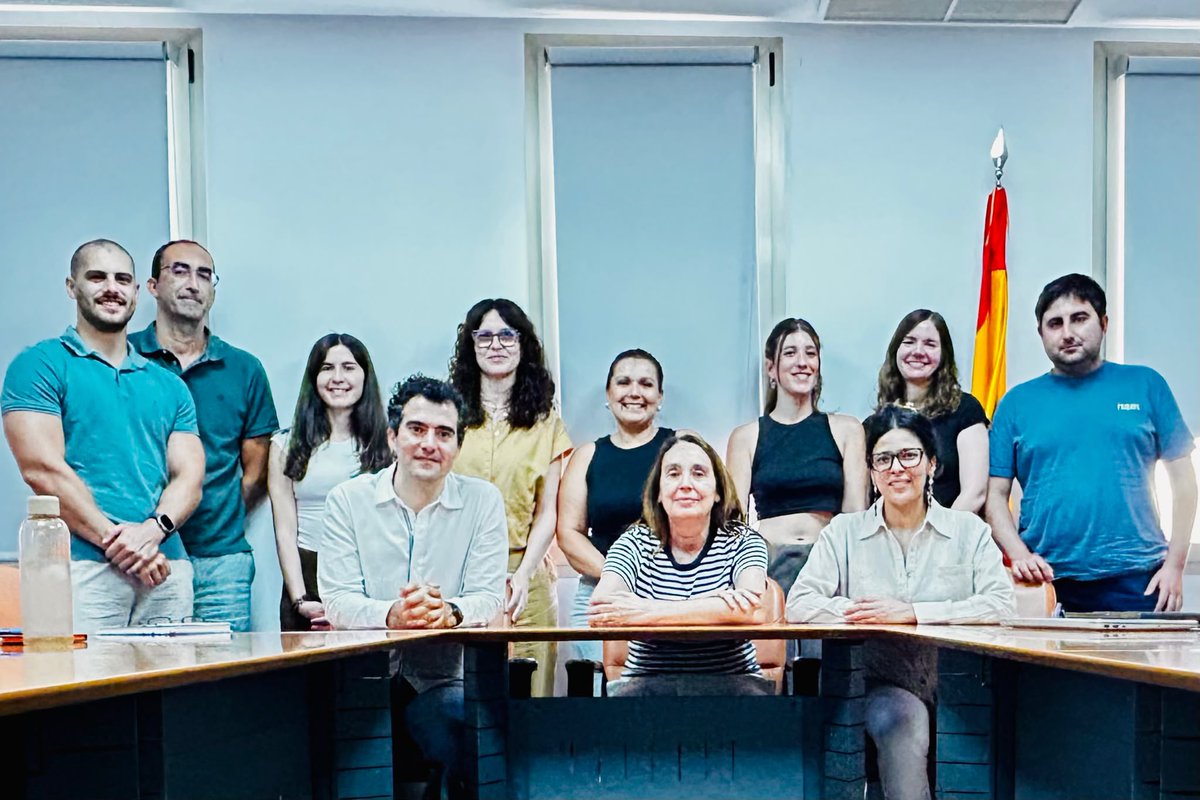 FLabfas's tweet photo. Tocó despedir a nuestros compañeros de la Universidad de Antioquia y a Gaia, nuestra estidiante ERASMUS+, al igual que a Lesley y Luis que terminaron sus TFM.
Un verano más felices de acoger a investigadores!!! https://t.co/h8Y12VwWLW