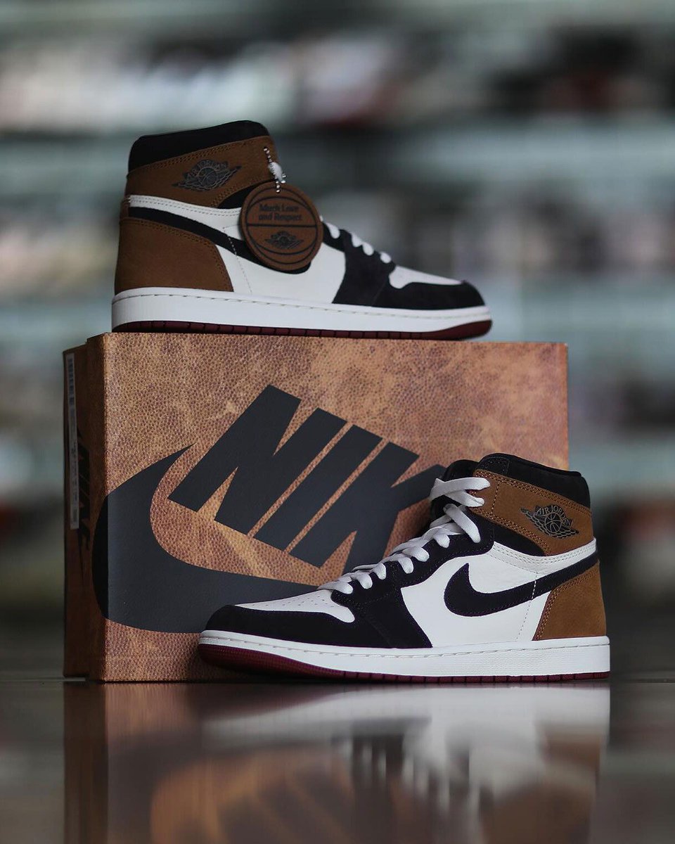 JustFreshKicks's tweet photo. Air Jordan 1 Retro High OG 'Shadow Brown' ☕️

https://t.co/QWOVicn6gB https://t.co/HLvcNyslpY