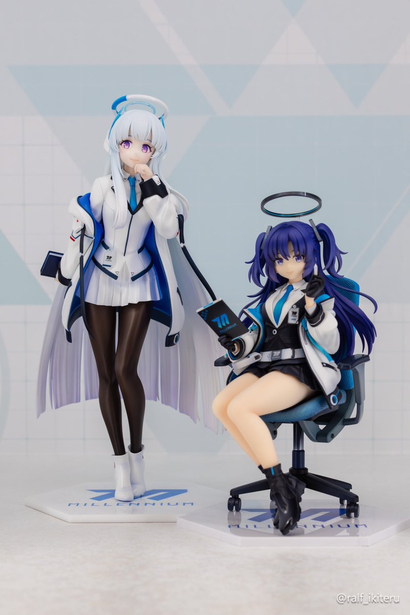NoaPlaaa's tweet photo. @Paintitred_90 @Reia_76 I would’ve agreed but the GSC Statue was put beside the Yuuka statue they did.

They both share the same base plate design, and that Yuuka’s ¥18,900.

Granted we dont know hm the Kotobukiya one will be, but if it’s going to cost that much and look like that, Im going Kotobukiya https://t.co/fkMbgXsS9D