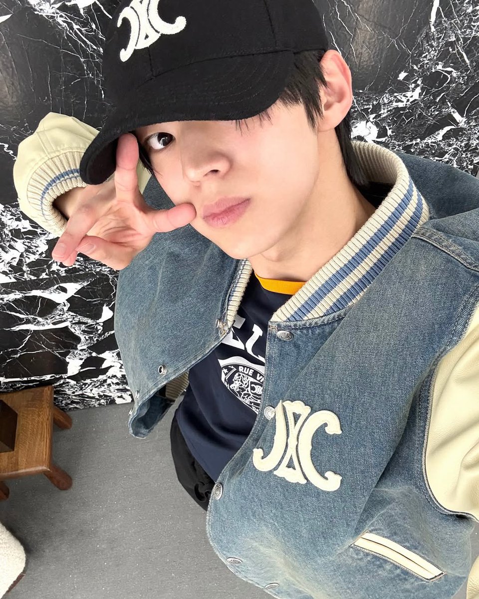 또룽.. tweet media