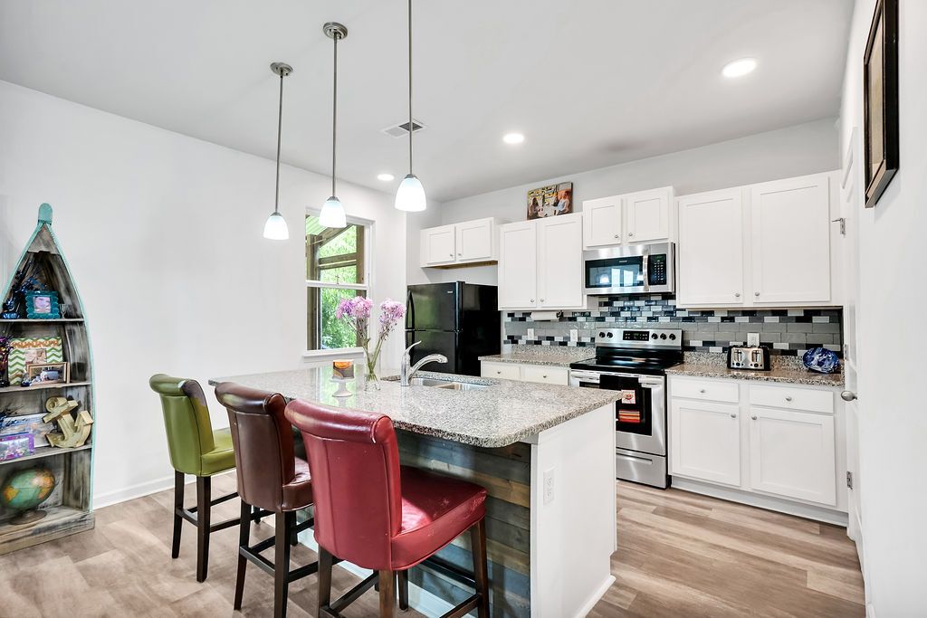 SPRRealty's tweet photo. ✨Price Improvement!🏡
Whether you're looking for a full-time residence or the perfect coastal getaway, this home offers the lifestyle you've been dreaming about.
📍 1054 S. Fisher King Drive
4 bed | 2.5 bath | $355,000
See more details here 👉 https://t.co/j36zNrxmnY https://t.co/1U5ATdqmU8