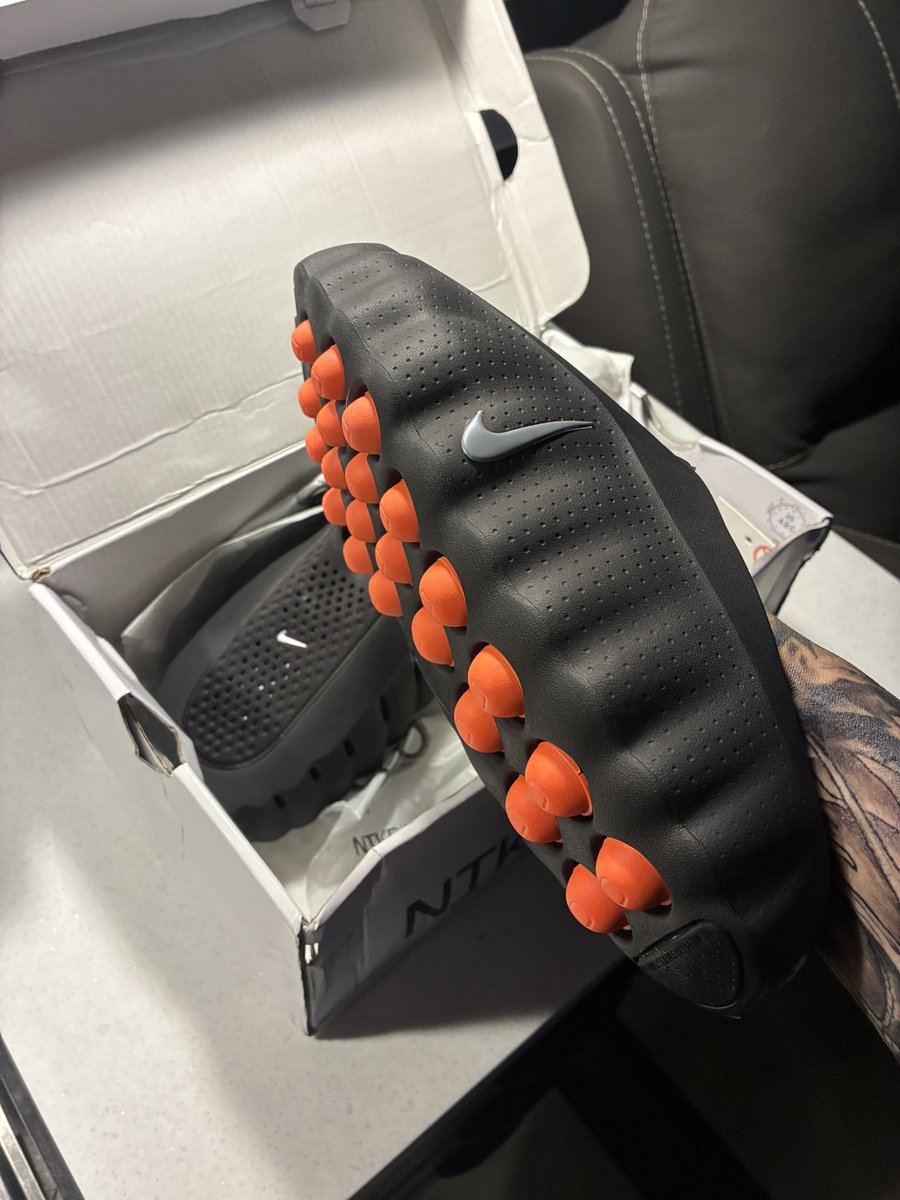 AndyPragmatic's tweet photo. Nike Minds are actually kind of insane. https://t.co/IUQe8Qf7V2