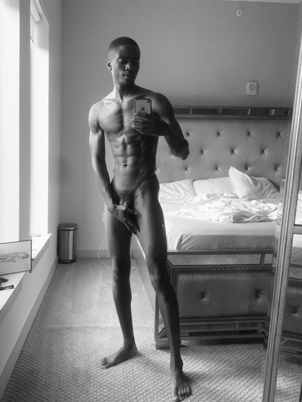 live_iana's tweet photo. #black #trending #sexy
#gay #naked #dick #love https://t.co/QkBeJ4xqA1