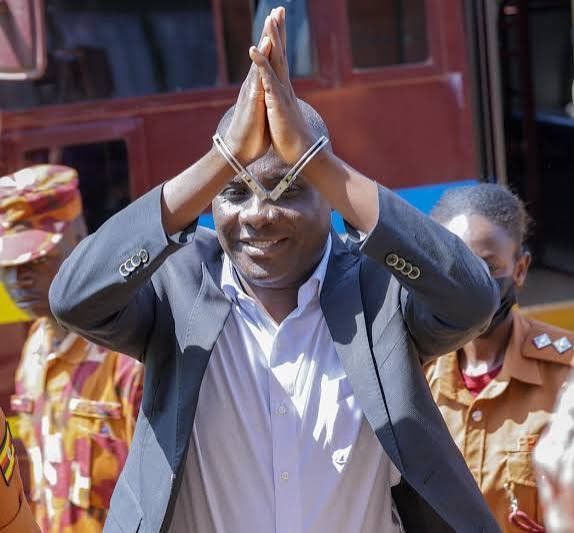 BuwemboHabib's tweet photo. Hon. Muwanga Kivumbi has been re-arrested.
When state barbarism becomes part of our daily public discourse, it is a stark sign that state failure is no longer a distant threat—it is unfolding before our eyes.
The repeated use of intimidation, arbitrary arrests, and abuse of pow.. https://t.co/wzmxKpxlEp