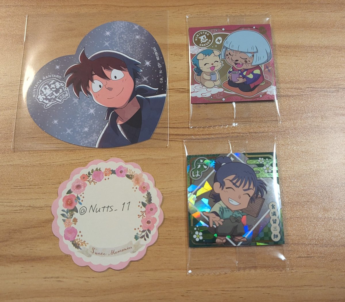 Nutts_11's tweet photo. @White___Apple__ こんばんは。返信が遅くなり申し訳ございません。特典の金額想定は特にしていなかったのですが、和紙風ブロマイドとにふぉるめーしょん1枚の交換は心苦しかったので、特典もお付けしての交換ではいかがでしょうか。ご検討よろしくお願いします。 https://t.co/YsrChCsmxi