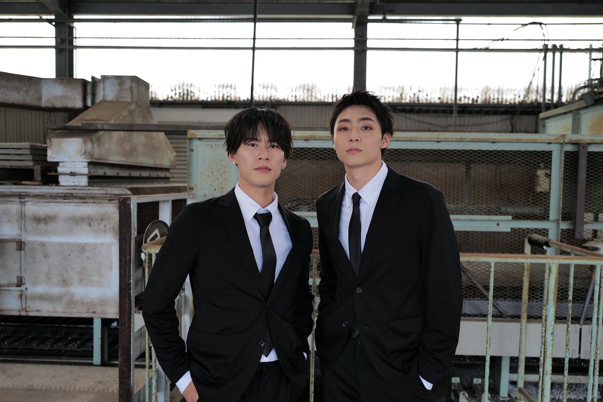 watwing_info's tweet photo. Friday’s Edgeフラエジ「カッコインポッシブル」 

#深堀未来 さんと📸
#浦川翔平 さんと📸

ありがとうございました🕶

@ballistik_fext 
@ura_river_  @therampagefext 

ーーーーーーーーーーーーーーーーーーー

TVerにて見逃し配信しております📺
🔗https://t.co/lfNHYJiByI

#カッコインポッシブル #WATWING 
@kip_ntv 

WATWING ライブ情報はコチラ✅
🔗https://t.co/1OqntUSIwl