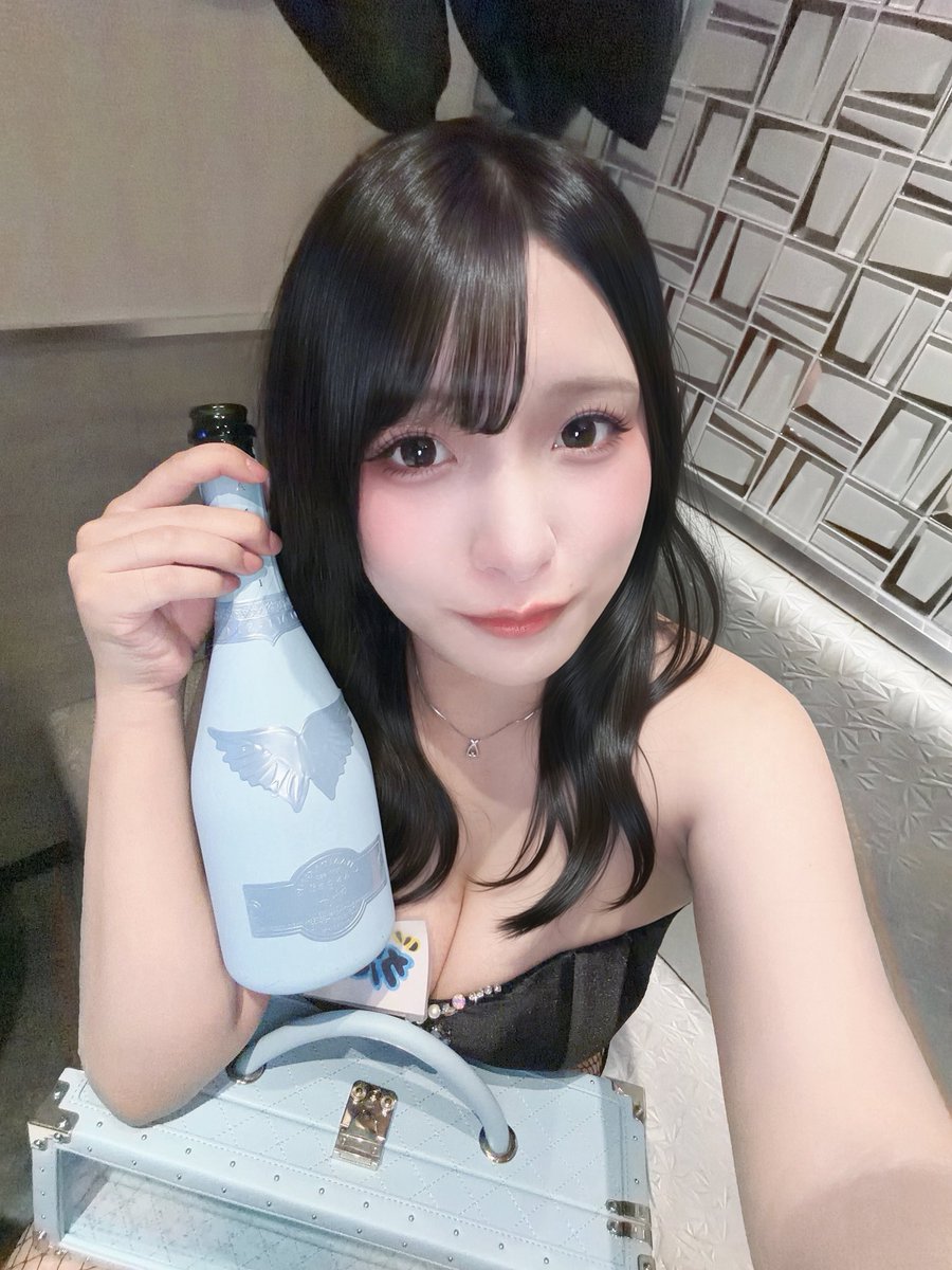 kaa_1125's tweet photo. 女の子は好きな物に囲まれてる時が
いっちばん可愛い顔するんだから🤍🫧 https://t.co/GebaAwTx6q