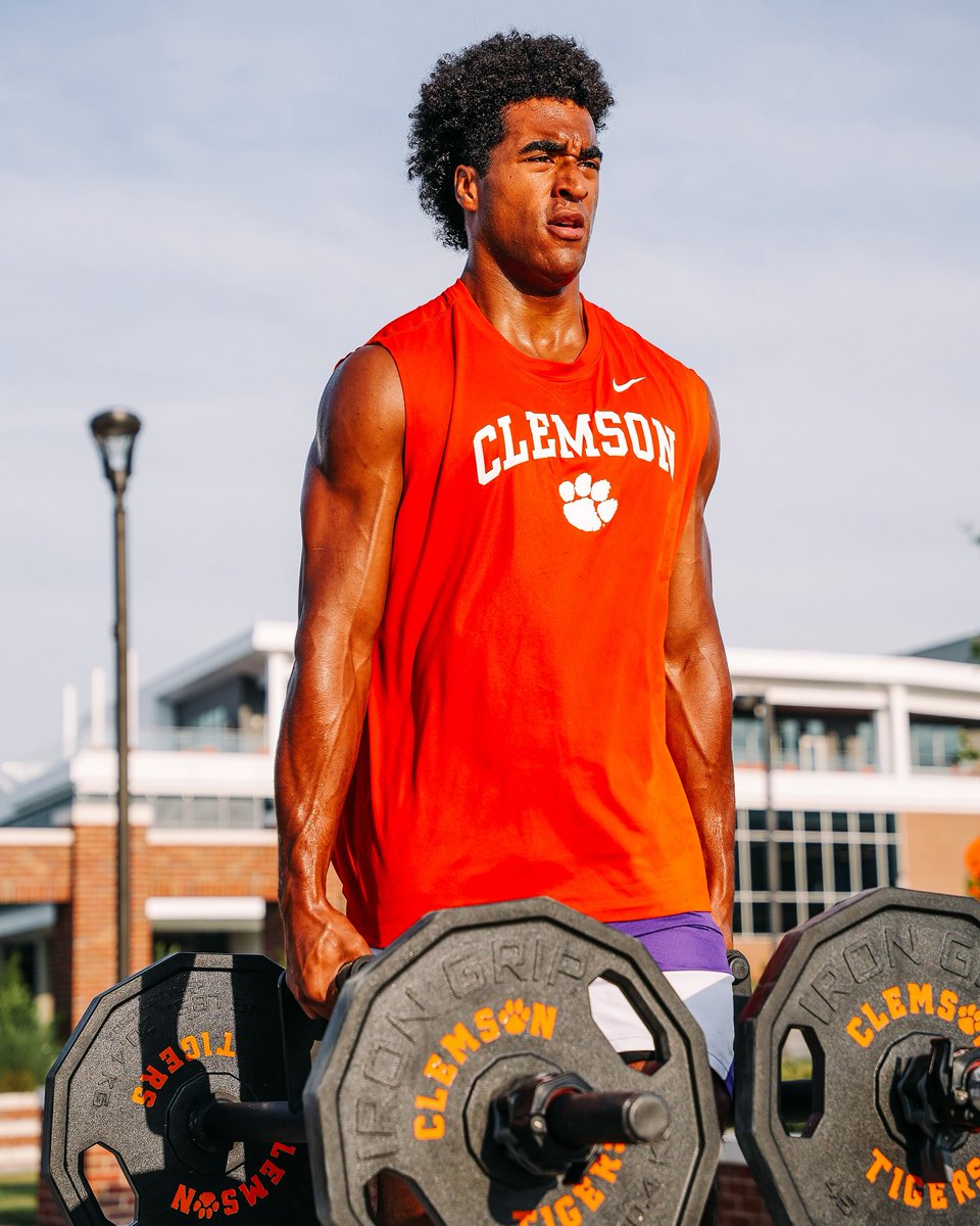 Clemson Basketball tweet media