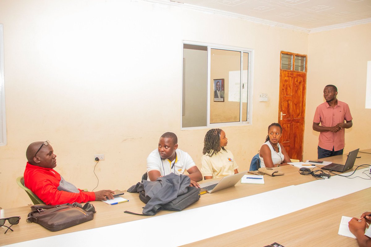tena_org's tweet photo. By investing in youth, we are fostering meaningful citizen participation, promoting transparency and accountability in public finance, and empowering communities to engage constructively in governance processes that contribute to improved and inclusive development. https://t.co/EZ5wMPLWUj