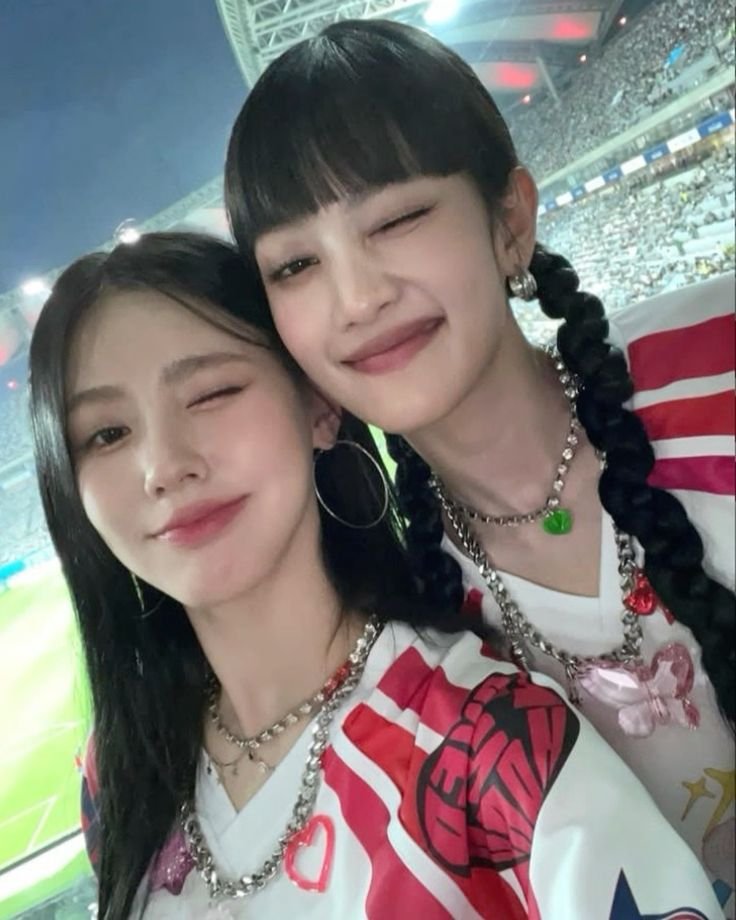myunnie37's tweet photo. #mimin #janjingjing 🫶🏻🫶🏻 https://t.co/OFTQDZMKsZ