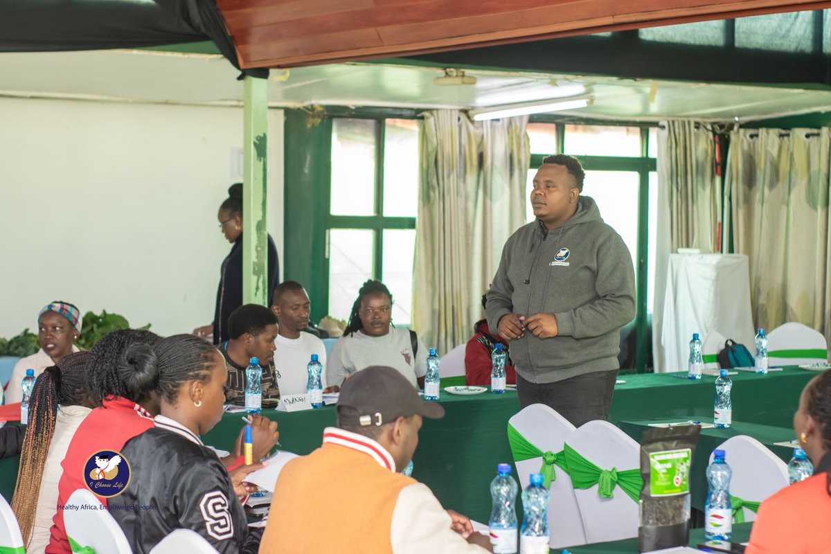 IChooseLife_ICL's tweet photo. Day 2 in Eldoret focused on a key MSME gap: turning market access into sales.
30 youth-led businesses built customer profiles & marketing strategies using the Business Model Canvas.
@CM_Africa
@UGC_TheChampion
#MSMEs
#BusinessDevelopmentProgram #SMEsConference2026 https://t.co/sKPDdgQai1