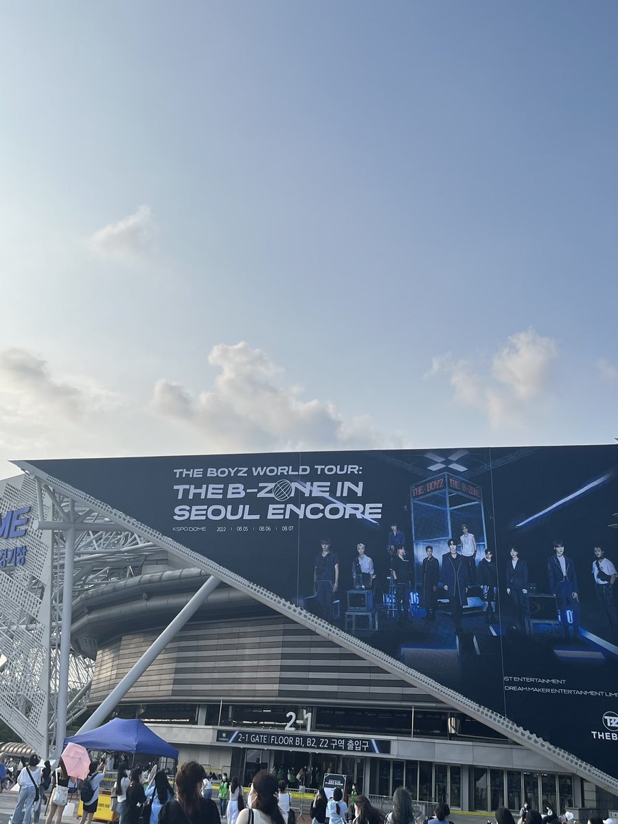 qbqblover's tweet photo. 8월 더비존앙콘 
오프닝락버릭 비눗방울타임리스 혁빌체크메이트 무한기디업 막콘지킬게 등등 그냥 순수체급으로 아름다웟던콘서트1위임..... 그리구 체조 첫 입성이라는 아주아주자랑스러웠던커리어죠 https://t.co/qgEWjQpmDj