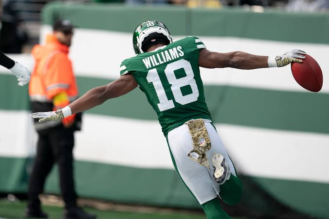 SleeperJets's tweet photo. ESPN ranked the Jets’ projected starting lineup 25th in the NFL:

"Biggest strength: Off-ball linebacker
Biggest weakness: Quarterback
X factor for 2026: Young pass catchers
Nonstarter to know: WR Isaiah Williams"

#JetUp https://t.co/c5bcc2c2XV