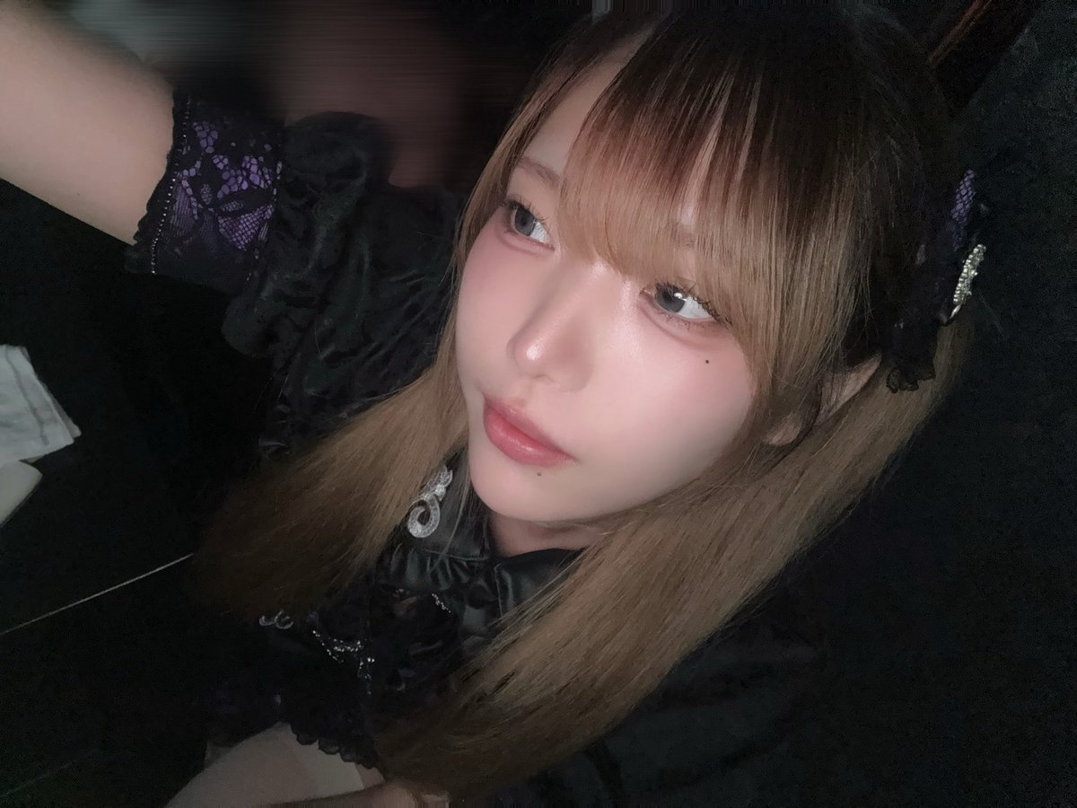 ROA_the_END's tweet photo. https://t.co/8hrw8y9Jov