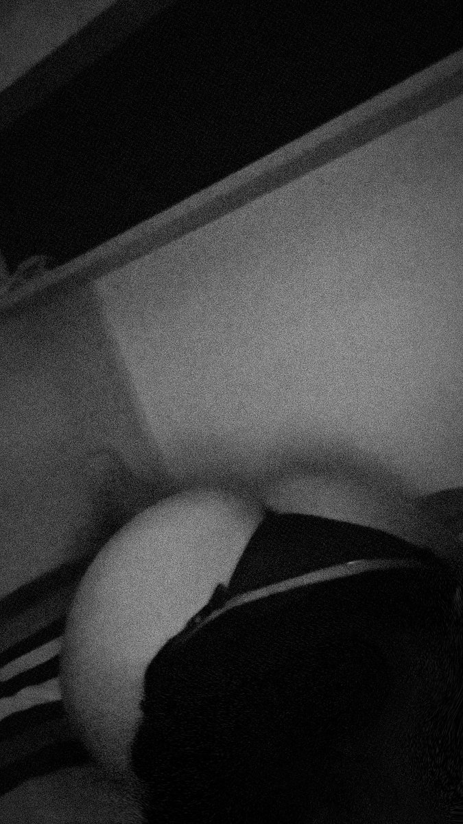 chivolopsv17's tweet photo. Algún act o hetero curioso joven pa q me parta 🔥🐣 https://t.co/36qv6mfWnM