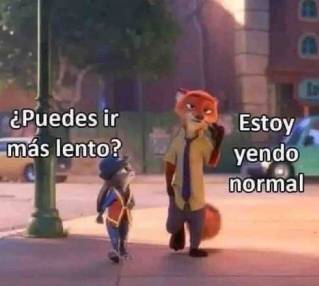Guarromantico_'s tweet photo. Cuando caminas a lado de alguien más alto que tú. https://t.co/rFmLYF1BxX