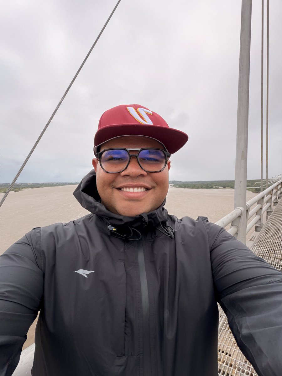 Alexandercbo_'s tweet photo. Puente Angostura , Sobre nuestro río padre Rio Orinoco. 😉
#CiudadBolívar https://t.co/RHyE3Q35G9