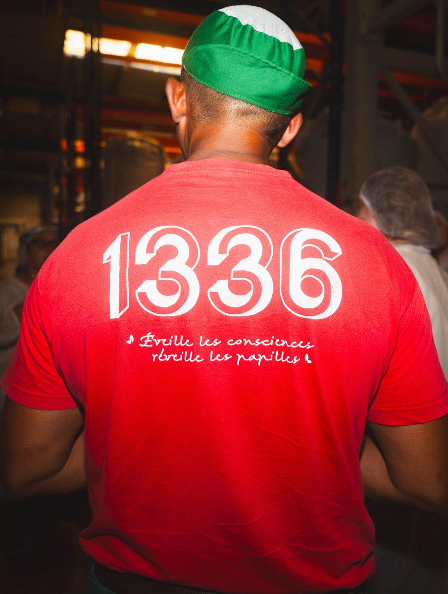 marinetondelier's tweet photo. Et puis je ne pouvais pas faire cette étape sans passer par Aubagne et l’usine de mon fabricant de thé préféré, 1336 🫖

1336 comme le nombre de jours de lutte des salarié·es après l’abandon de l’usine par Unilever.

(5/6) https://t.co/aYtlAVWKDr