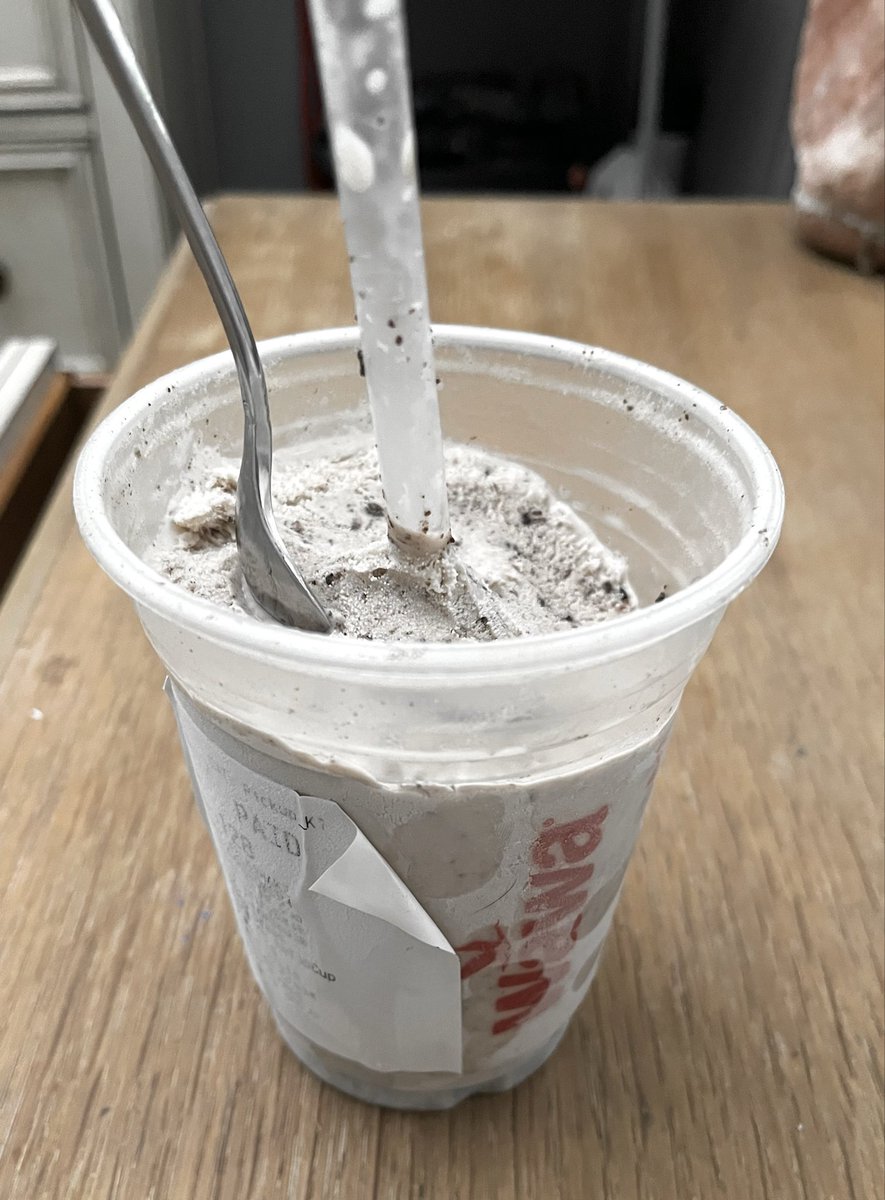 rotnroadkill's tweet photo. omad bc this thing is incredibly high cal and I didn’t know until I got it 🫩✌️ https://t.co/C1vOYGKO7C