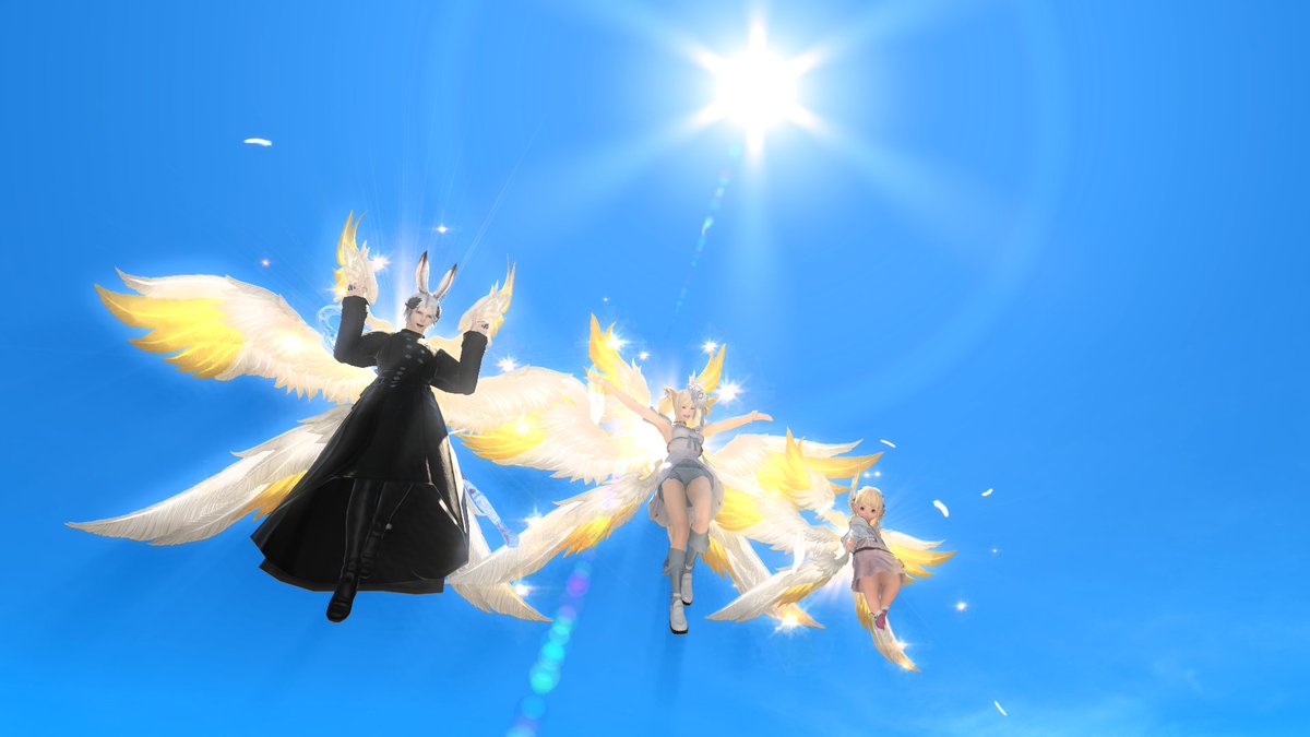 omochiFFXIV's tweet photo. つ　い　に　！！！！

ウルトラライトちゃんなりに頑張りました！

念願の6枚羽✨

一緒に来てくれたりずにゃん＆レイニーさんと記念にパチり📷

#FF14　#FF14SS https://t.co/KVgUxht0Wc