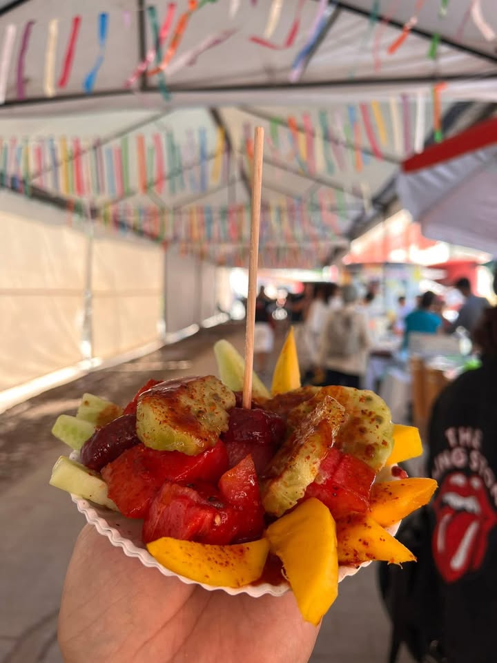 guanajuato's tweet photo. 🥭Mango y más mango,  para los amantes de esta fruta tan dulce y deliciosa te invitamos al 𝟔𝐭𝐨 𝐅𝐞𝐬𝐭𝐢𝐯𝐚𝐥 𝐝𝐞𝐥 𝐌𝐚𝐧𝐠𝐨 🥭🍃📍en Magallanes, Pénjamo ☺️ ¿Cuándo? Anoten: 18 y 19 de julio 🗓️ desde las 8 am,  te encantará la deliciosa comida hecha con esta fruta, música en vivo, artesanías, talleres, callejoneada 🎶 y mucho más 😌.