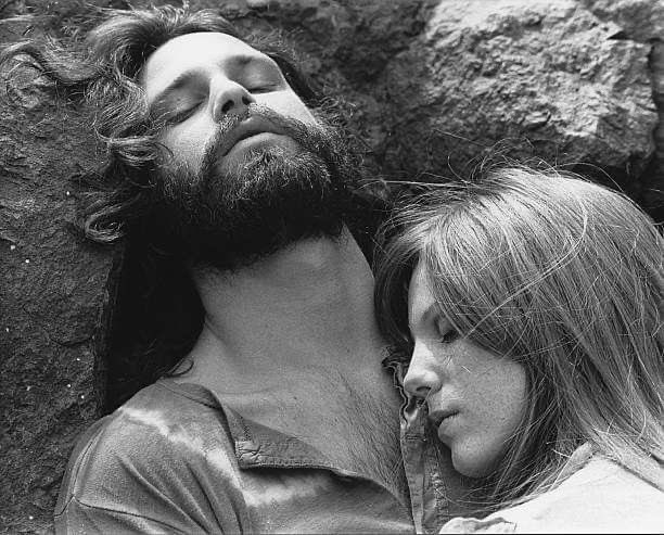 acervodoors's tweet photo. 📸: Jim Morrison e Pamela Courson em 1969, por Edmund Teske. https://t.co/RVFVGICxxT