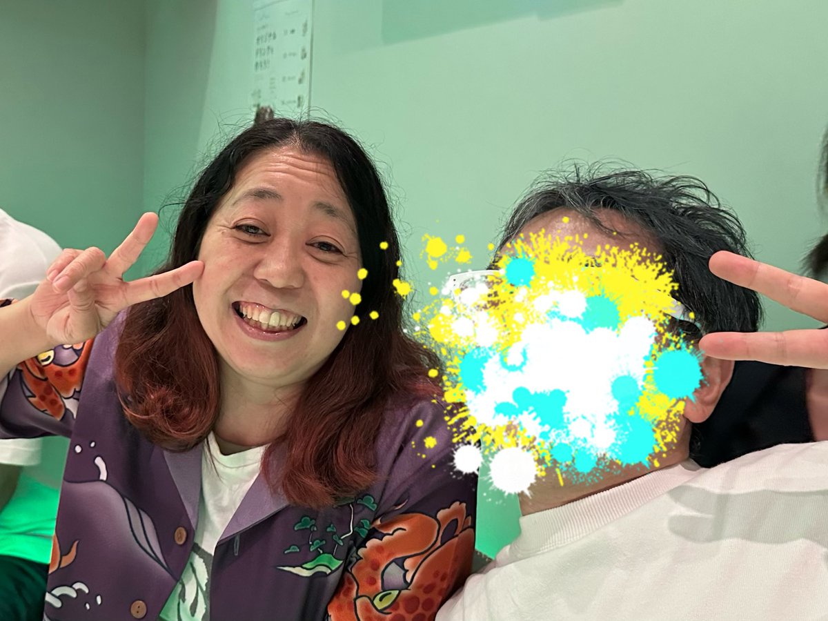 superhardgamer's tweet photo. 今日は仲良くしてるモノマネ芸人のたけちんと山本1stベースくんの生誕にお邪魔してきた。峯岸みなみ、小池都知事のモノマネする八幡カオルさんが隣の席でなかなか贅沢な時間でした😌
八幡さん、メイクしてないけど載っけてくれてもいいよって仰ってもらえたんで載せちゃお😁
〆に味仙でホルモンラーメン食べたけど…それはイマイチだった。やっぱ味仙は台湾ラーメンすわ🥲