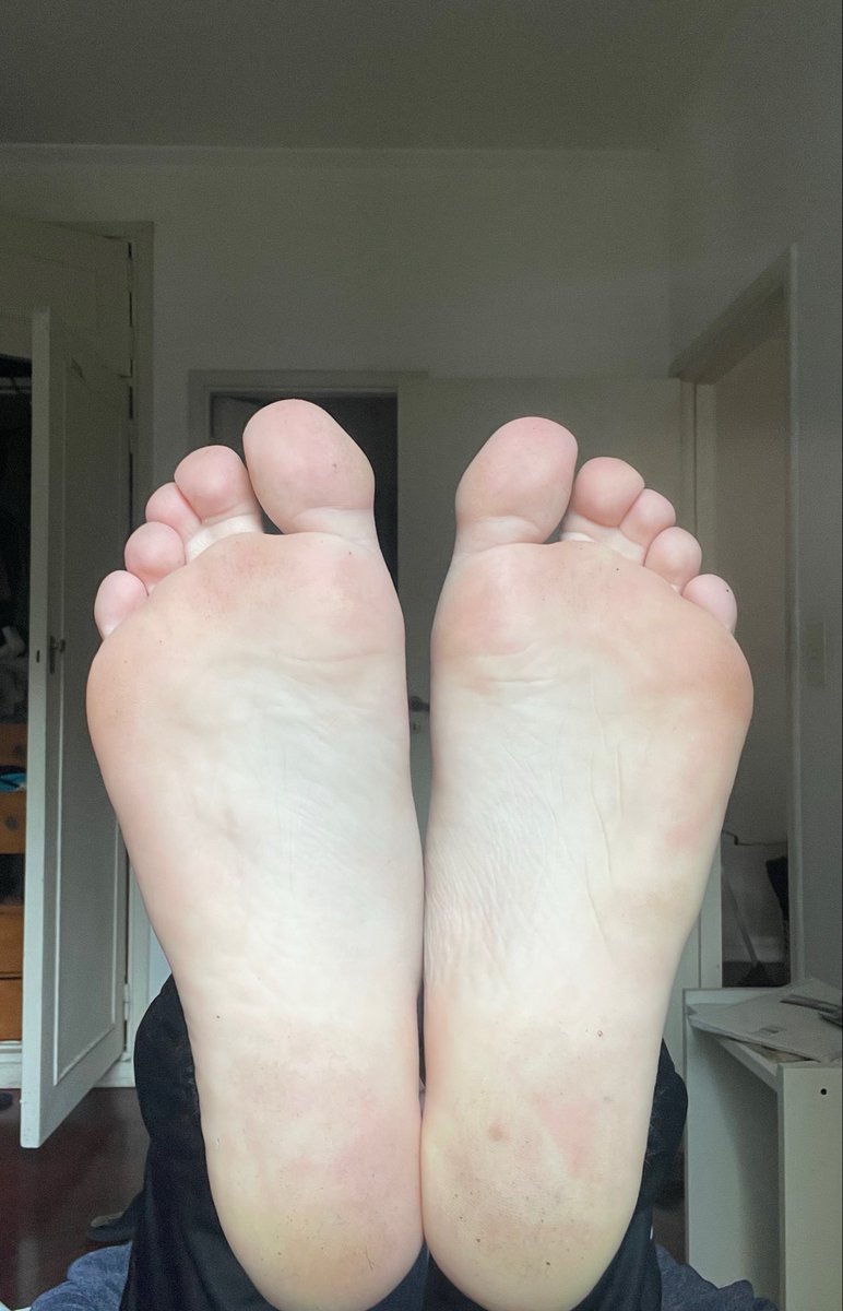 anothertwink12's tweet photo. @FootGASoles https://t.co/R5ExqWITJF