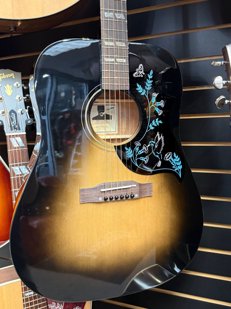 MurdockMusicUt's tweet photo. JUST ARRIVED!! NEW EPIPHONE ERIC CHURCH HUMMINGBIRD DARK IN COBRA BURST!! $799 W/ HARD SHELL SIGNATURE CASE!! #EPIPHONE #ERICCHURCH #EPIPHONEGUITARS https://t.co/fUF3pdm2ch